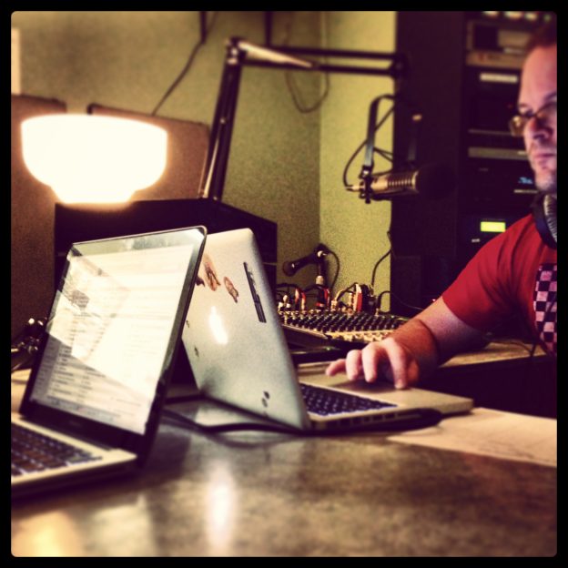 Mar-29-Mike-Martinez-in-studio-during-his-show-The-Rhythm-Room-624x624